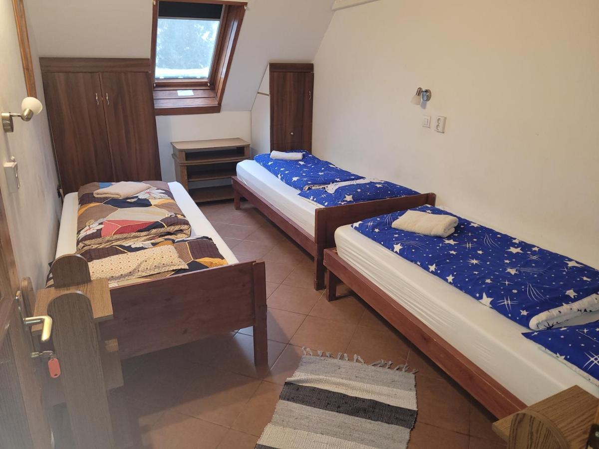 Leganyi Apartmanhaz 에게르 외부 사진